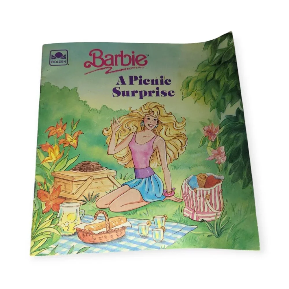 Vintage 1990 Mattel Barbie A Picnic Surprise Golden Book Paperback Fiction